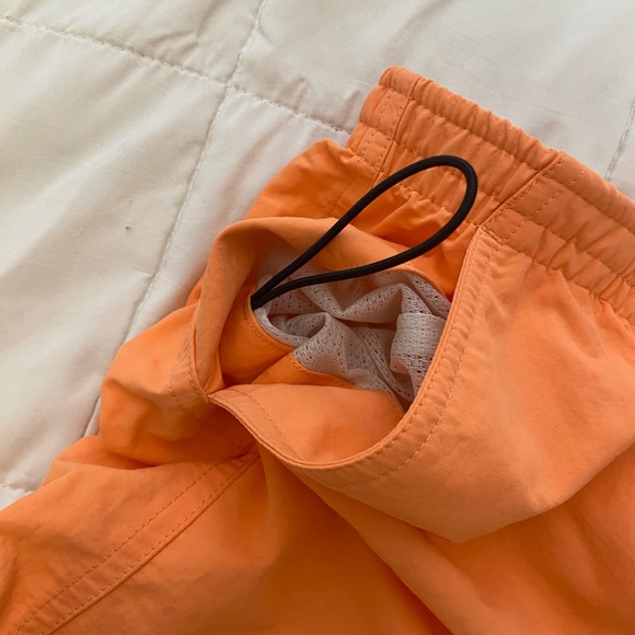 Orange Patagonia Baggies NWOT - Picture 5 of 5
